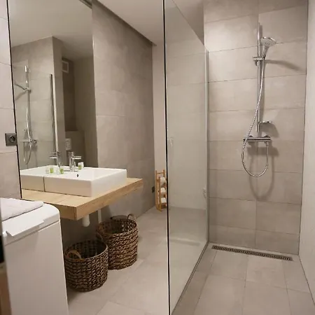 Pri Aquaparku Lejlighed Senec